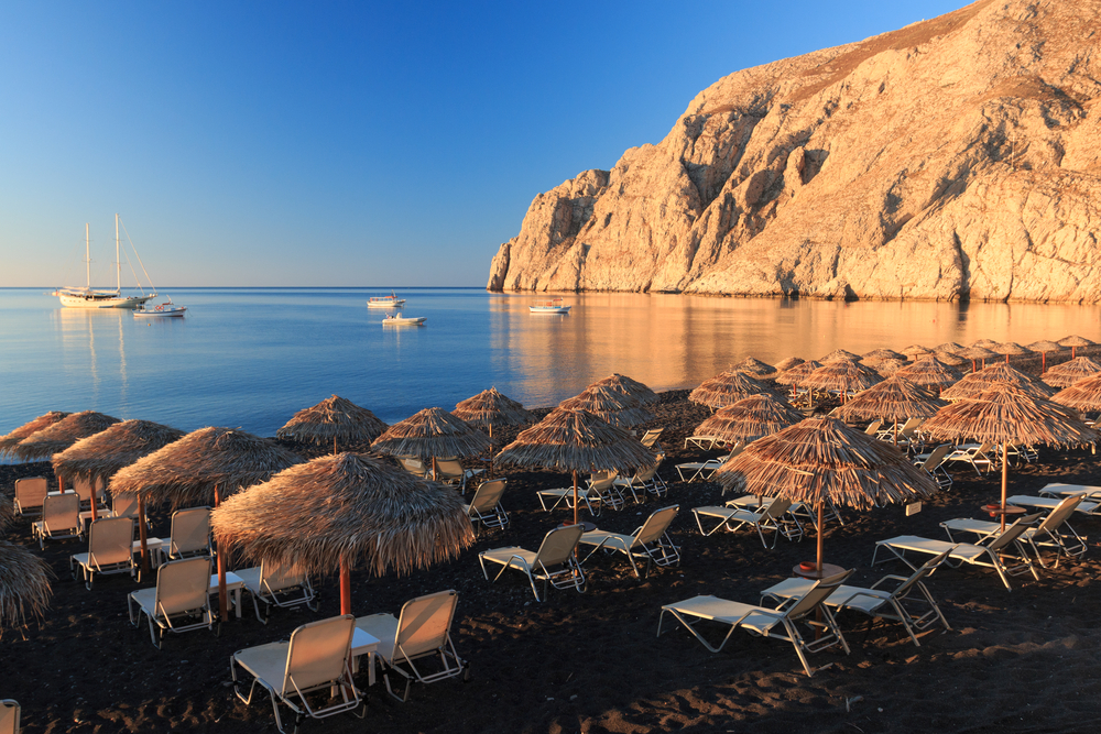 La spiaggia di Kamari Santorini