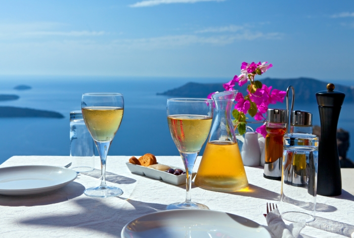 Santorini: santo wine